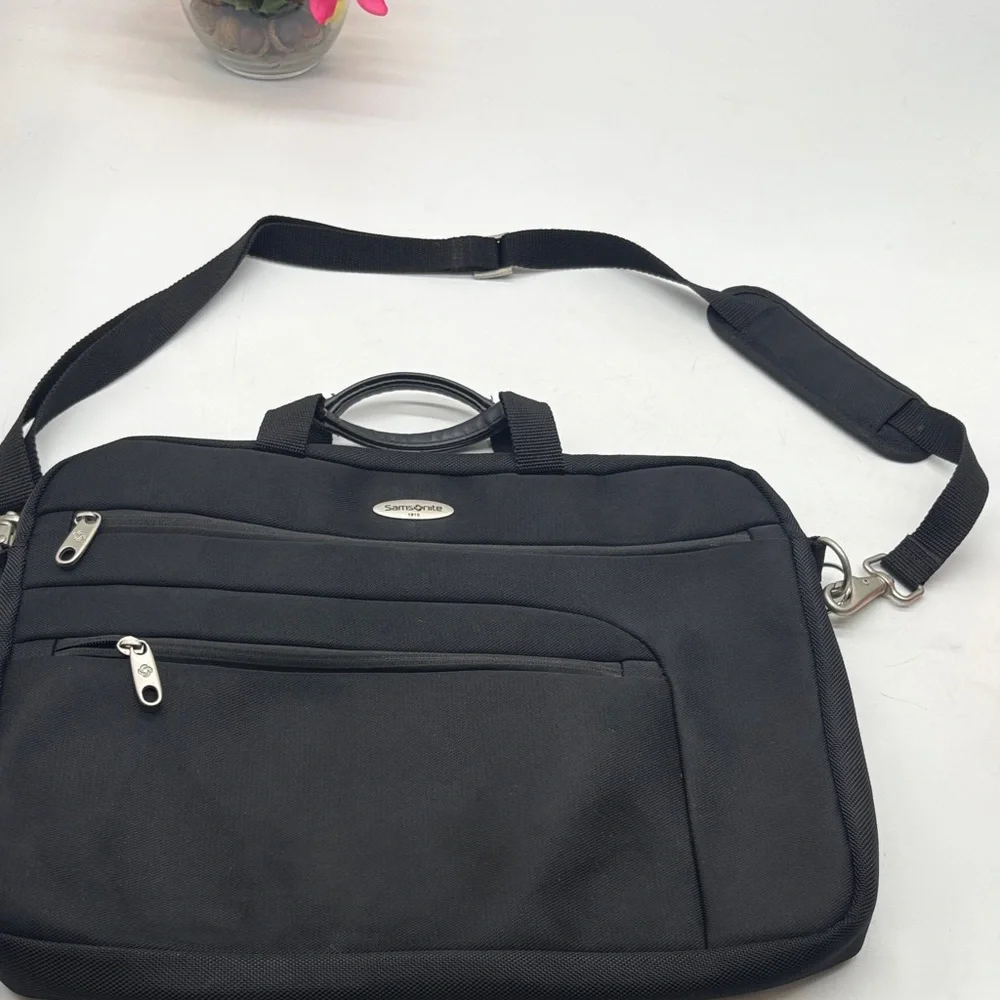 Samsonite Black Laptop Bag for Men TOT8807
